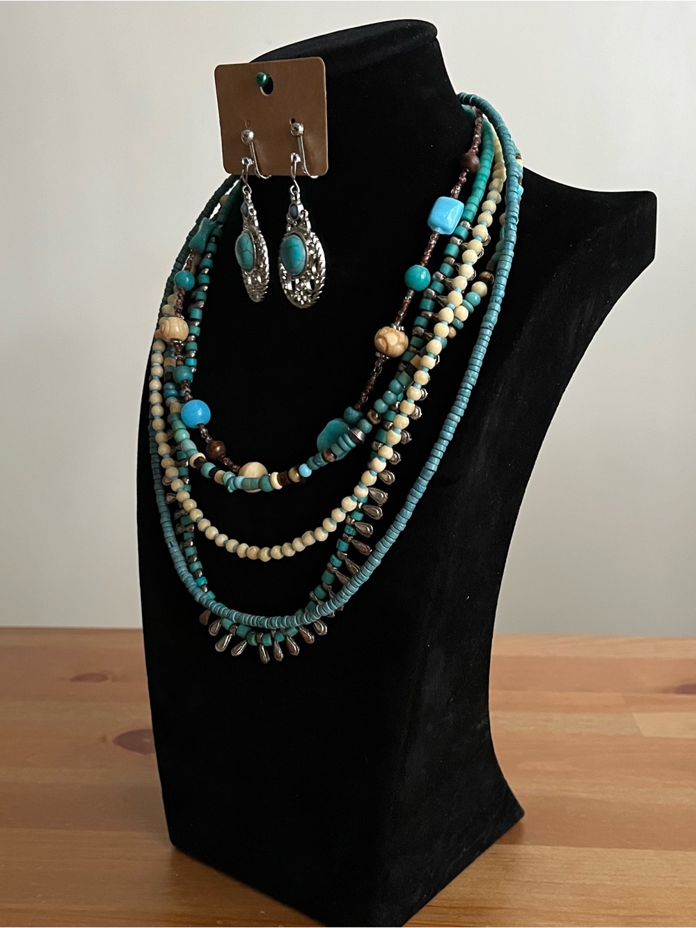 Multi strand stone glass necklace with clip on dangle earrings jewelry set boho - Picture 4 of 8